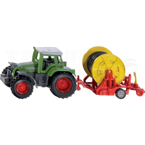 Traktor mit Bewässerungshaspel