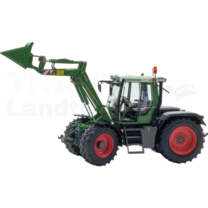 Fendt Xylon 524 mit Frontlader