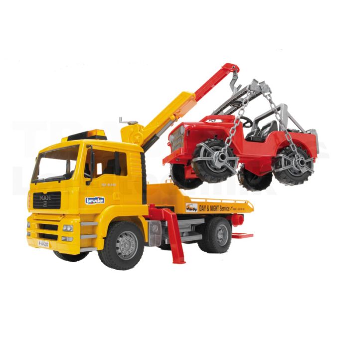 Abschlepp-LKW mit Geländewagen