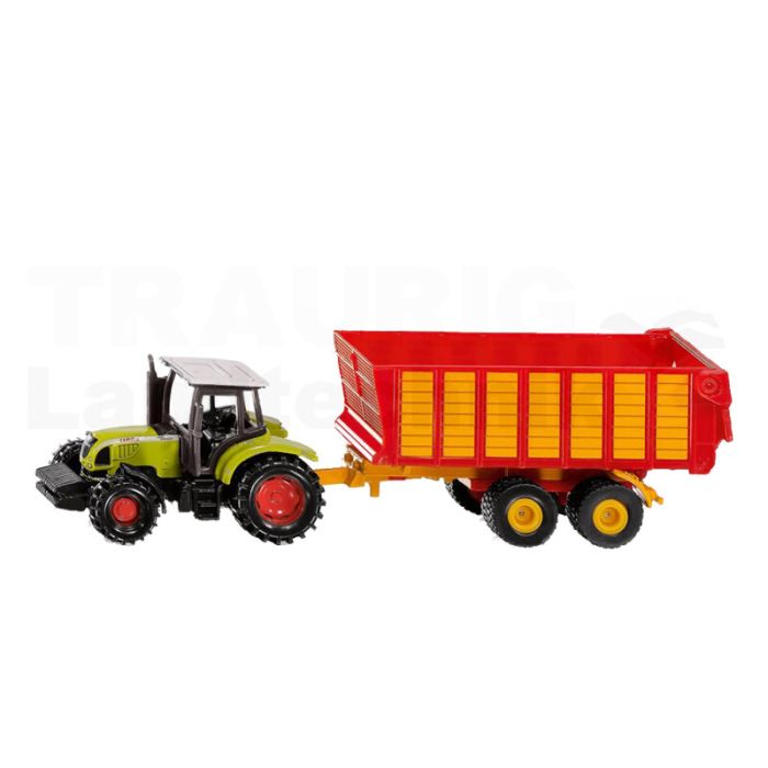 Traktor mit Silagewagen