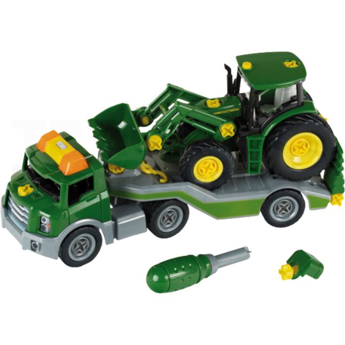 Transporter mit John Deere Traktor