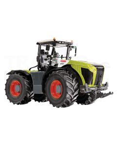 CLAAS Xerion 4500