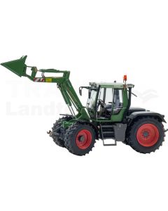 Fendt Xylon 524 mit Frontlader