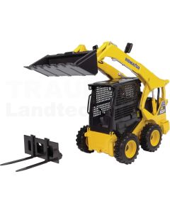 Komatsu SK820 mit 2 Anbaugeräten
