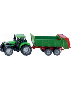 Traktor mit Universalstreuer
