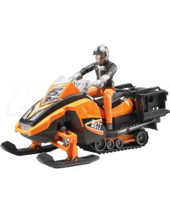 Snowmobil mit Fahrer und Ausstattung