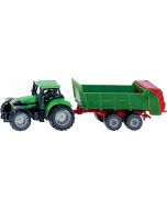 Traktor mit Universalstreuer